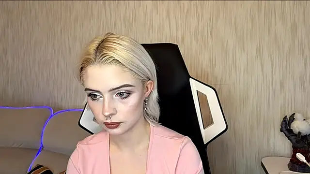 DayleSileo online show from November 22, 2025, 11:09 am