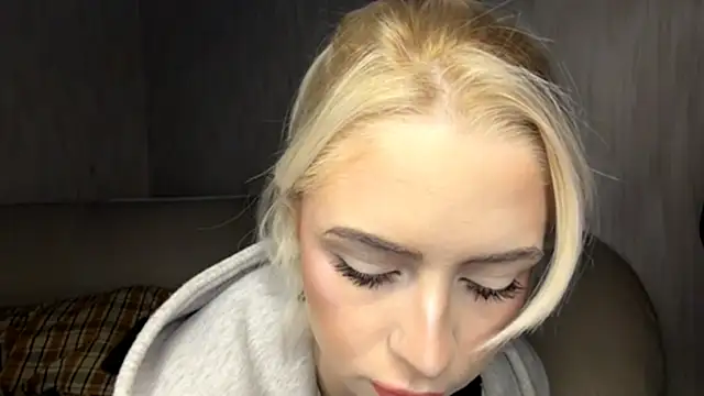 DayleSileo online show from December 5, 2025, 5:16 am