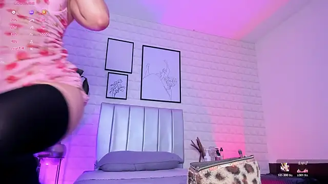 Elizabetth Benz online show from April 18, 2026, 7:07 pm