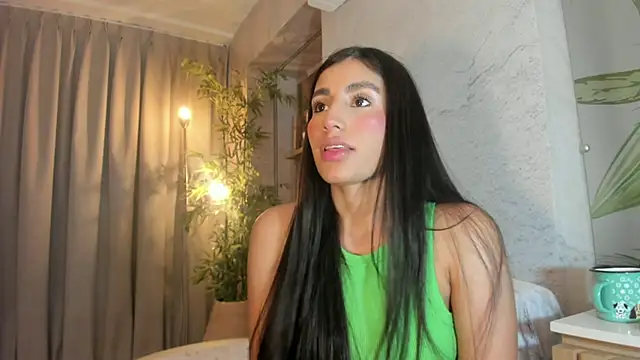 Snapshot of IsabelaStefano chatting on July 18, 2026, 3:44 am IsabelaStefano online show from July 18, 2026, 3:44 am