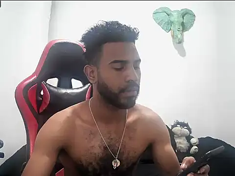 alberthot11 online show from November 23, 2025, 8:30 pm