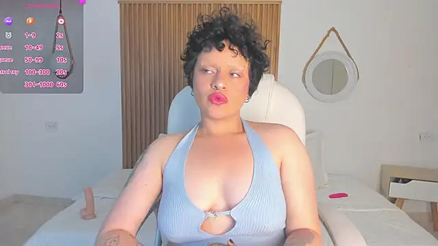 Alaska deluxe online show from April 21, 2026, 2:51 am