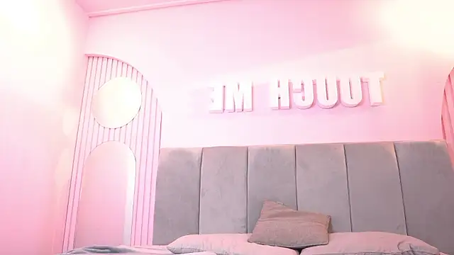 Bratz luxxxury online show from March 7, 2026, 12:51 am