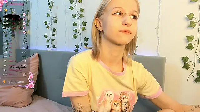 Annyme0w online show from December 3, 2025, 10:35 am