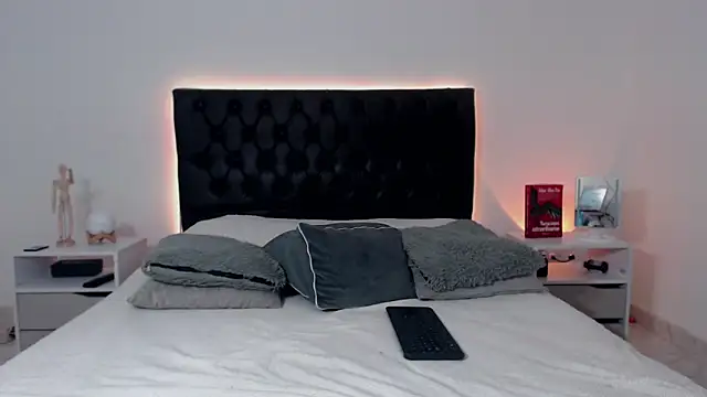 Snapshot of ray_Weeed chatting on November 27, 2025, 12:35 am ray Weeed online show from November 27, 2025, 12:35 am