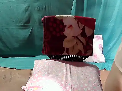 HotAsian Yazzi69 online show from April 21, 2026, 2:51 am