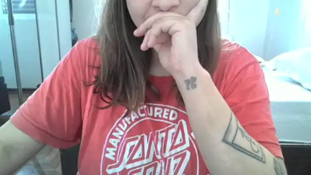 Snapshot of xxxluana chatting on April 1, 2026, 2:03 pm xxxluana online show from April 1, 2026, 2:03 pm