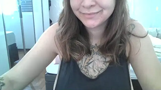 Snapshot of xxxluana chatting on April 2, 2026, 2:04 pm xxxluana online show from April 2, 2026, 2:04 pm