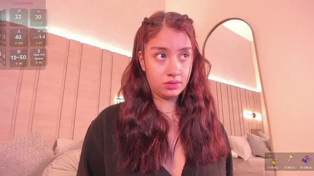 Snapshot of Zoe_Mendez chatting on November 28, 2025, 3:20 am Zoe Mendez online show from November 28, 2025, 3:20 am