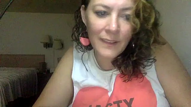 Snapshot of whitecream88 chatting on November 30, 2025, 3:27 pm whitecream88 online show from November 30, 2025, 3:27 pm