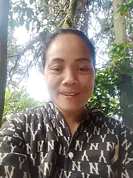 bela-hayes online show from November 21, 2025, 6:12 am