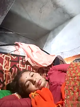 Hot erion online show from December 1, 2025, 11:54 pm