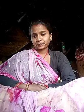 Hot erion online show from December 3, 2025, 5:26 am