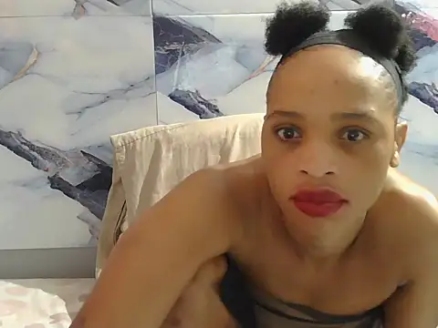 sexy bone213 online show from November 25, 2025, 6:46 am