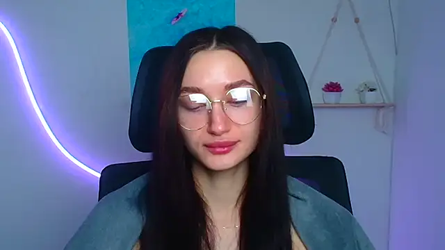 Stella XO online show from February 23, 2026, 6:44 am