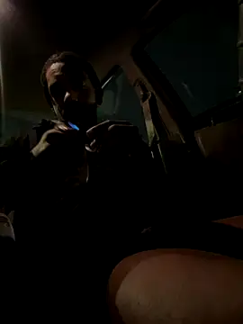 Snapshot of homedeepstrokes215 chatting on December 5, 2025, 10:13 am homedeepstrokes215 online show from December 5, 2025, 10:13 am