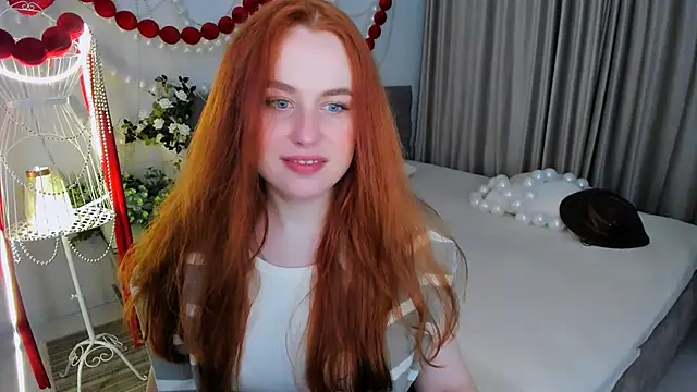 AirySilhouette online show from March 25, 2026, 1:11 am