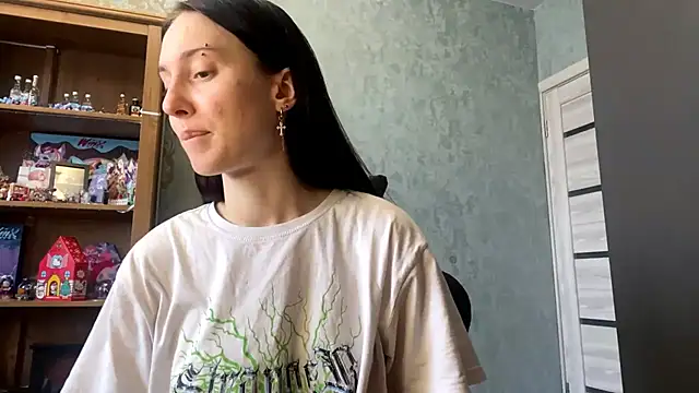 CyberAIice online show from December 4, 2025, 9:07 am