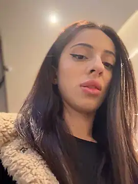 Lilitoppp online show from November 26, 2025, 9:54 am