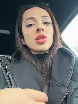 Lilitoppp online show from November 30, 2025, 9:13 am