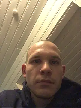 Spielzeugtwink online show from November 26, 2025, 12:22 am