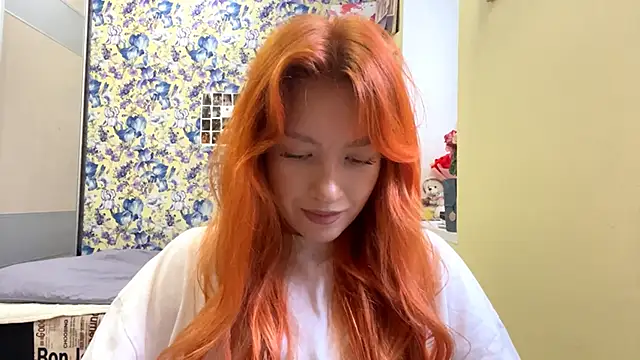 NamiSerene online show from November 25, 2025, 9:53 am