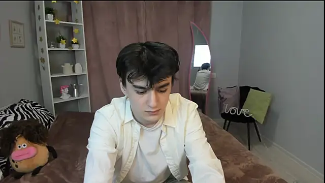 kevinhunter  online show from November 23, 2025, 4:51 pm