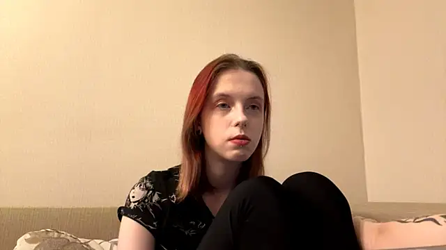 LulyClouds online show from December 4, 2025, 4:16 pm