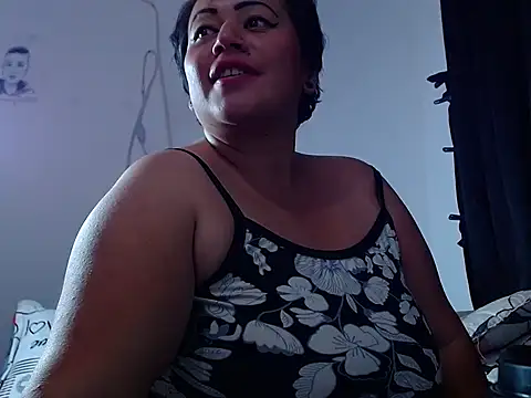 EmilyX34 online show from December 5, 2025, 3:04 am