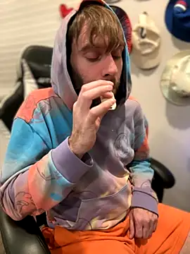 strippingmale1 online show from November 24, 2025, 3:28 am