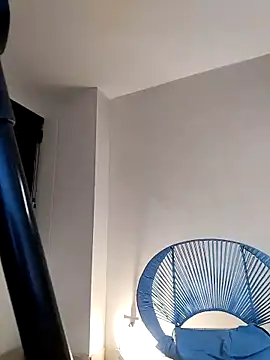 Little  Danni1 online show from November 23, 2025, 11:59 pm