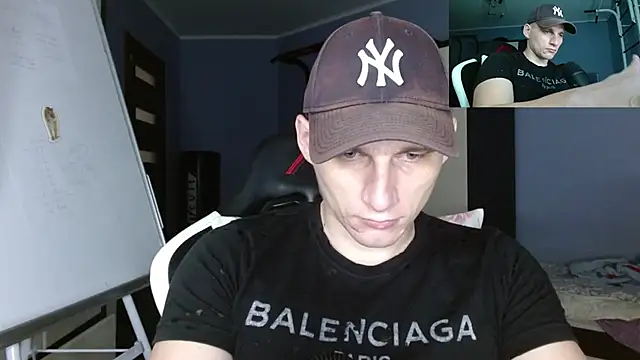 Poliglotjoe1 online show from November 25, 2025, 5:46 pm