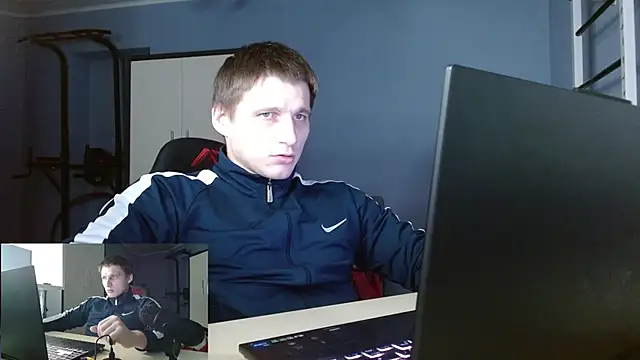 Poliglotjoe1 online show from February 8, 2026, 11:30 pm