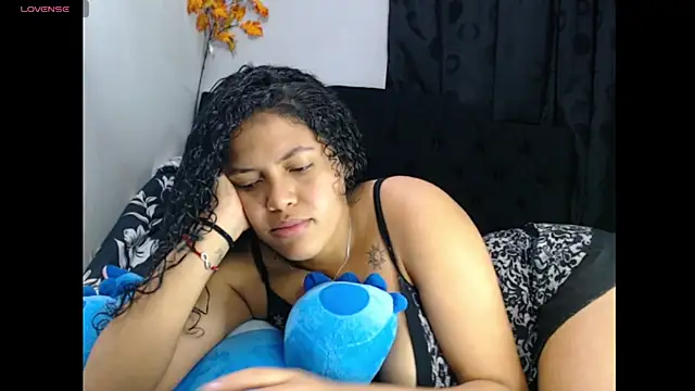 lylii evan online show from February 10, 2026, 12:26 am