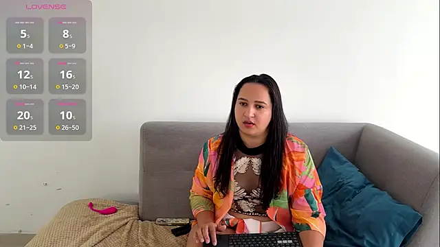 Snapshot of nelielg6 chatting on July 30, 2026, 9:14 pm nelielg6 online show from July 30, 2026, 9:14 pm