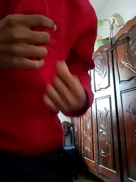 Eezxxx online show from March 6, 2026, 10:23 am