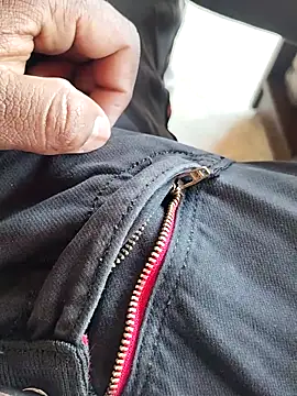 Roy   121 online show from February 21, 2026, 10:49 am