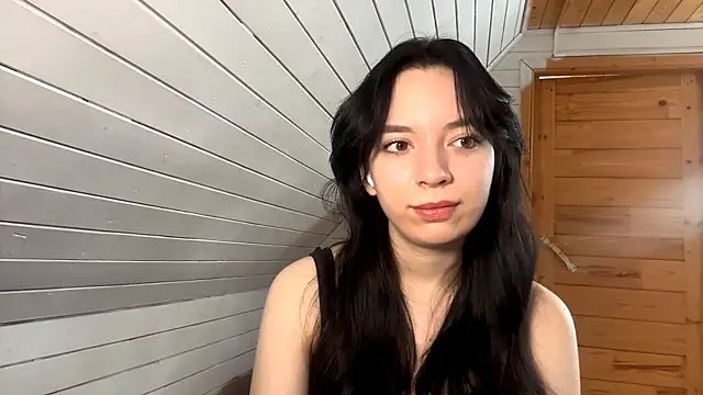 KiyokoEeds online show from December 2, 2025, 6:52 am