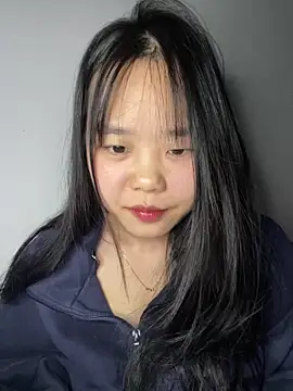 Kiee-lee online show from March 10, 2026, 4:12 pm