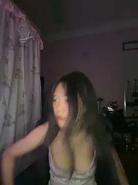 Kiee-lee online show from April 17, 2026, 4:10 pm