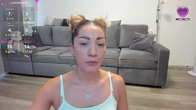 Snapshot of rossana_doll chatting on July 7, 2026, 11:03 am rossana doll online show from July 7, 2026, 11:03 am