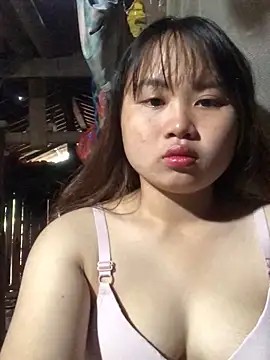 Snapshot of dovia-ba chatting on December 3, 2025, 1:02 am dovia-ba online show from December 3, 2025, 1:02 am