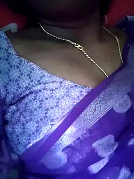 devisree143 online show from November 30, 2025, 7:23 am