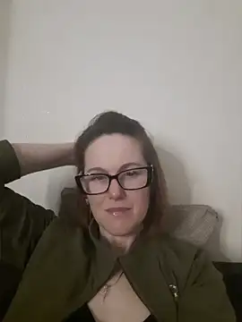 LanaOlbenst online show from April 20, 2026, 7:04 pm