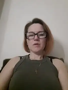 LanaOlbenst online show from April 21, 2026, 7:39 pm