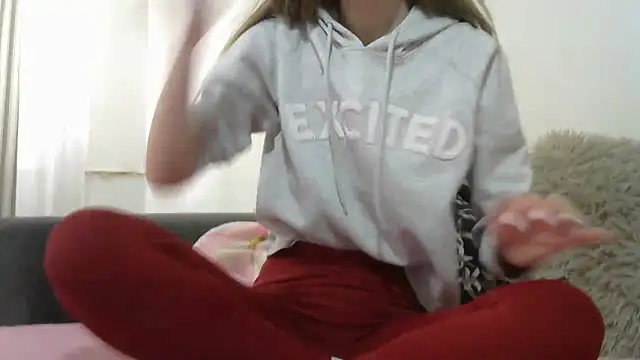 Erii18 online show from February 19, 2026, 11:28 am