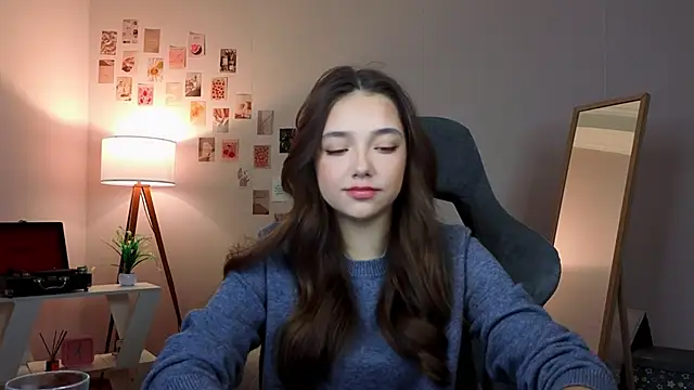 Snapshot of Vexorine chatting on January 13, 2026, 7:08 pm Vexorine online show from January 13, 2026, 7:08 pm