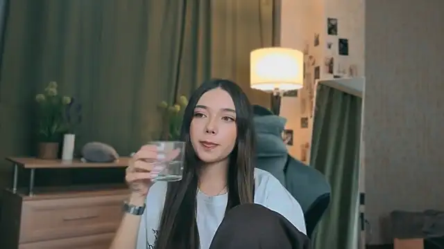 Vexorine online show from April 29, 2026, 7:31 pm