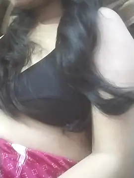 Priya Sharma04 online show from April 16, 2026, 11:33 am