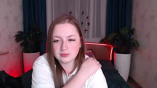 GirlPlayer online show from January 13, 2026, 8:25 pm